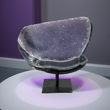 Agate Geode On Stand(1.1kg)