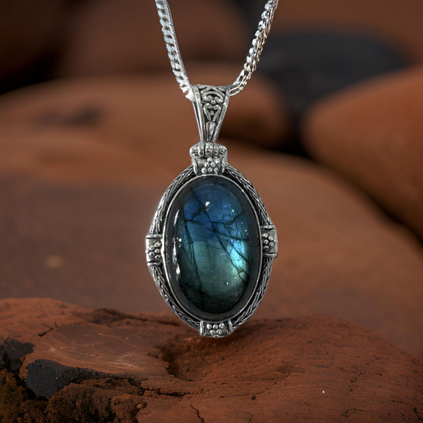 Labradorite Pendant Sterling Silver