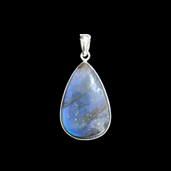 Sterling Silver Teardrop Labradorite Pendant