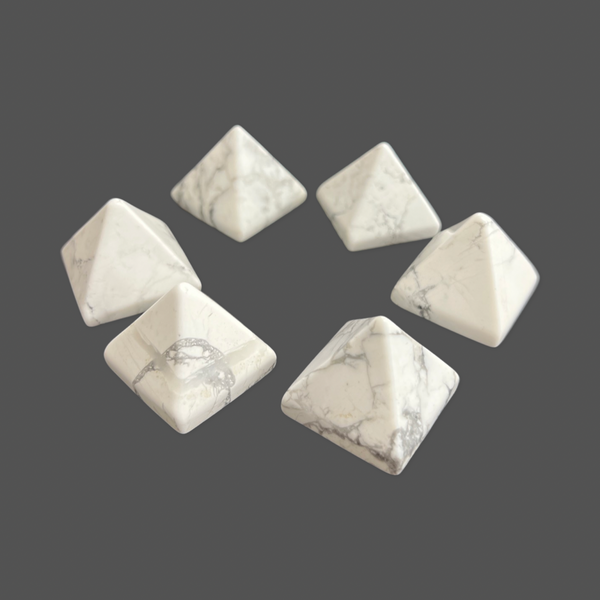 Howlite Pyramid Small