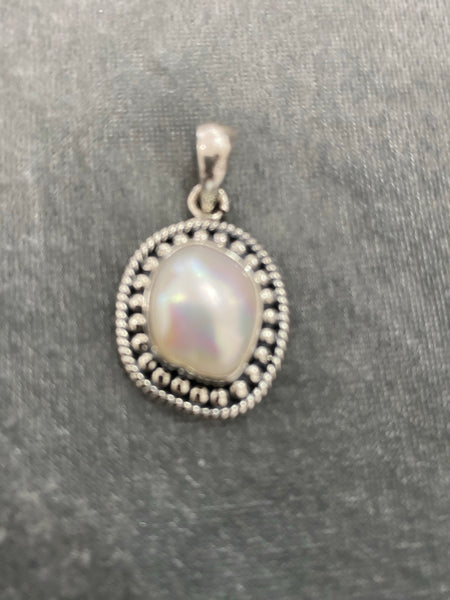 Sterling Silver Fresh water Pearl Pendant